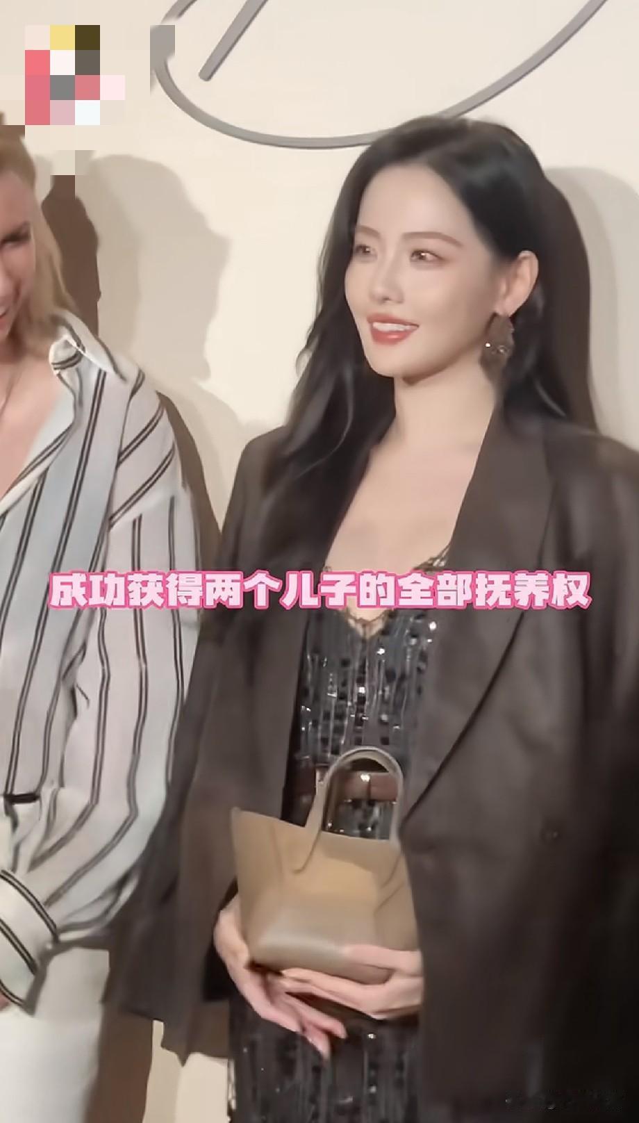 紫菱终究没等到费云帆，张嘉倪：爱得起，也放得下
 
《一帘幽梦》里天真烂漫的紫菱