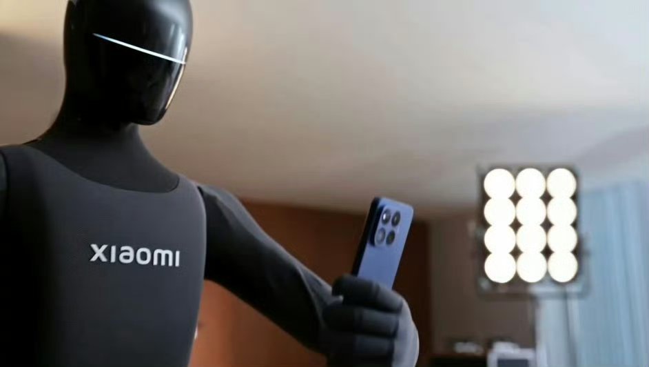 Σ(°ロ°) 这是真是小米机器人🤖？小米机器人郭帆小米机器人实验室