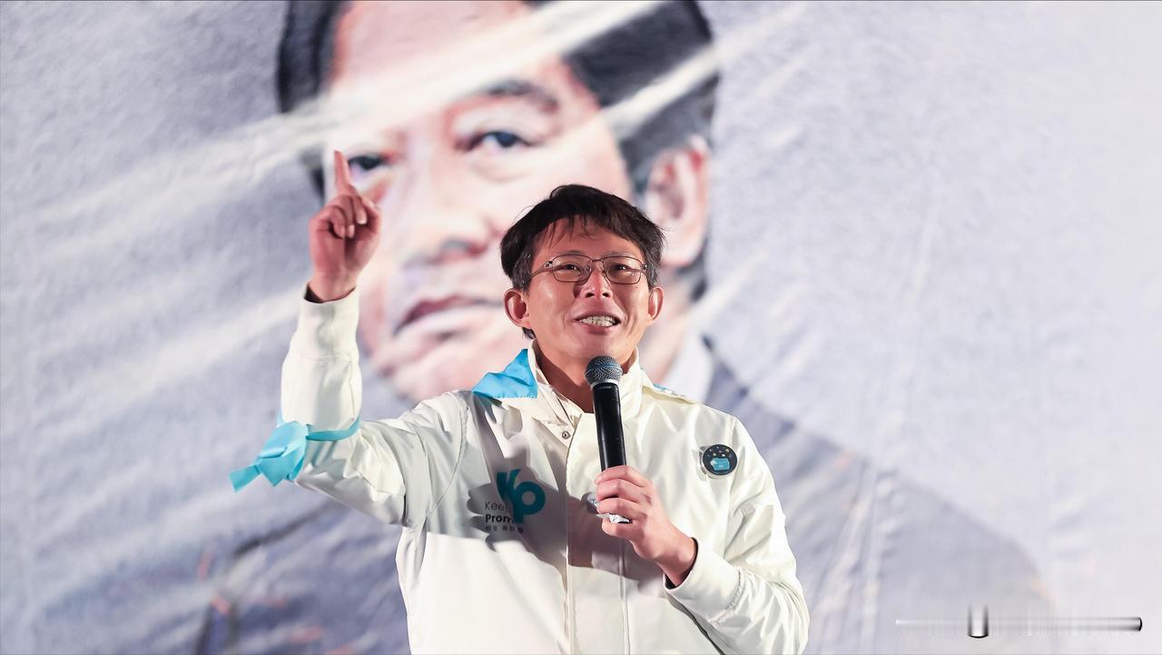 黄国昌一句话，民进党慌了！台湾政坛新动向，真相让人深思
 
最近台湾政坛有点热闹