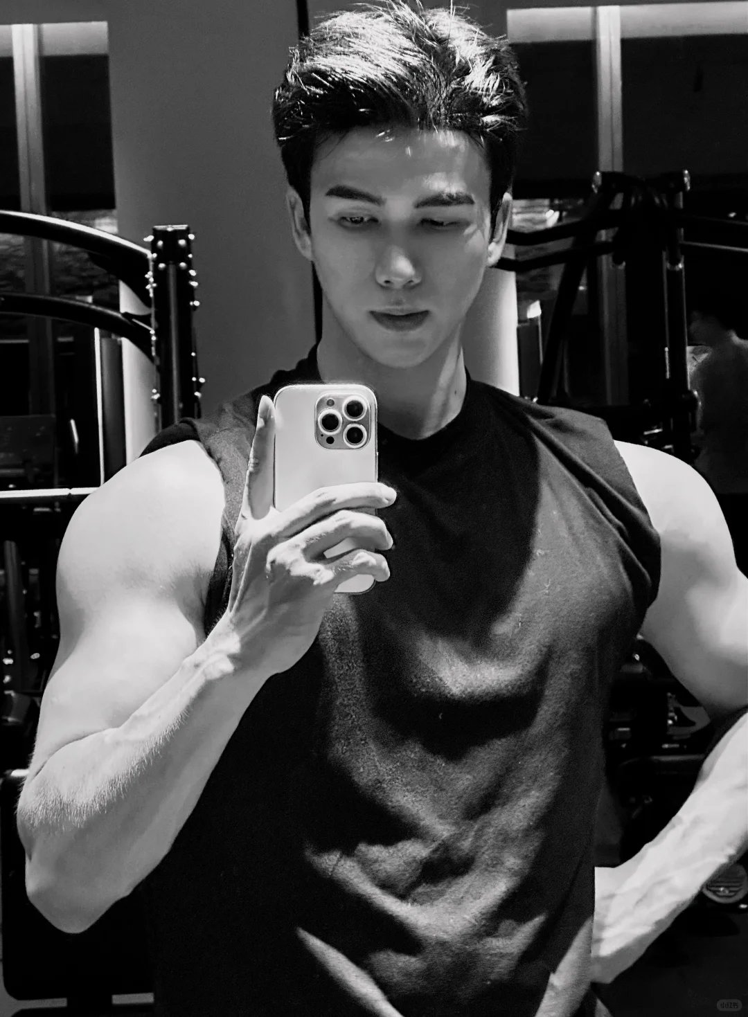 190cm 88kg 蹲个健身搭子