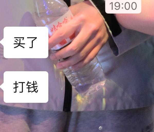 中秋节快乐[手指比心] ​​​