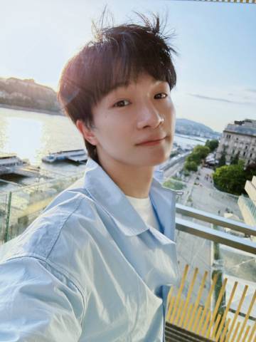 周深千字长文  我们明年不见不散[彩虹屁] 