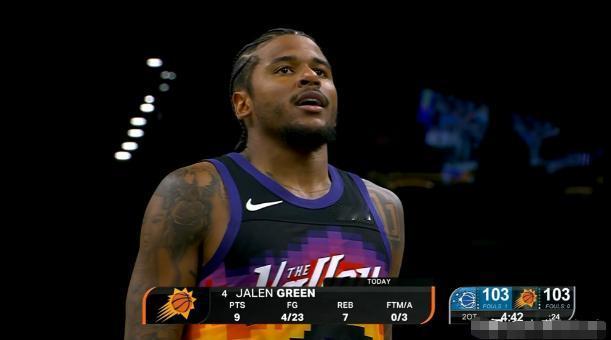 太阳超级巨星杰伦-格林真是让人爱恨交加！在今天太阳主场以113：110险胜魔术的