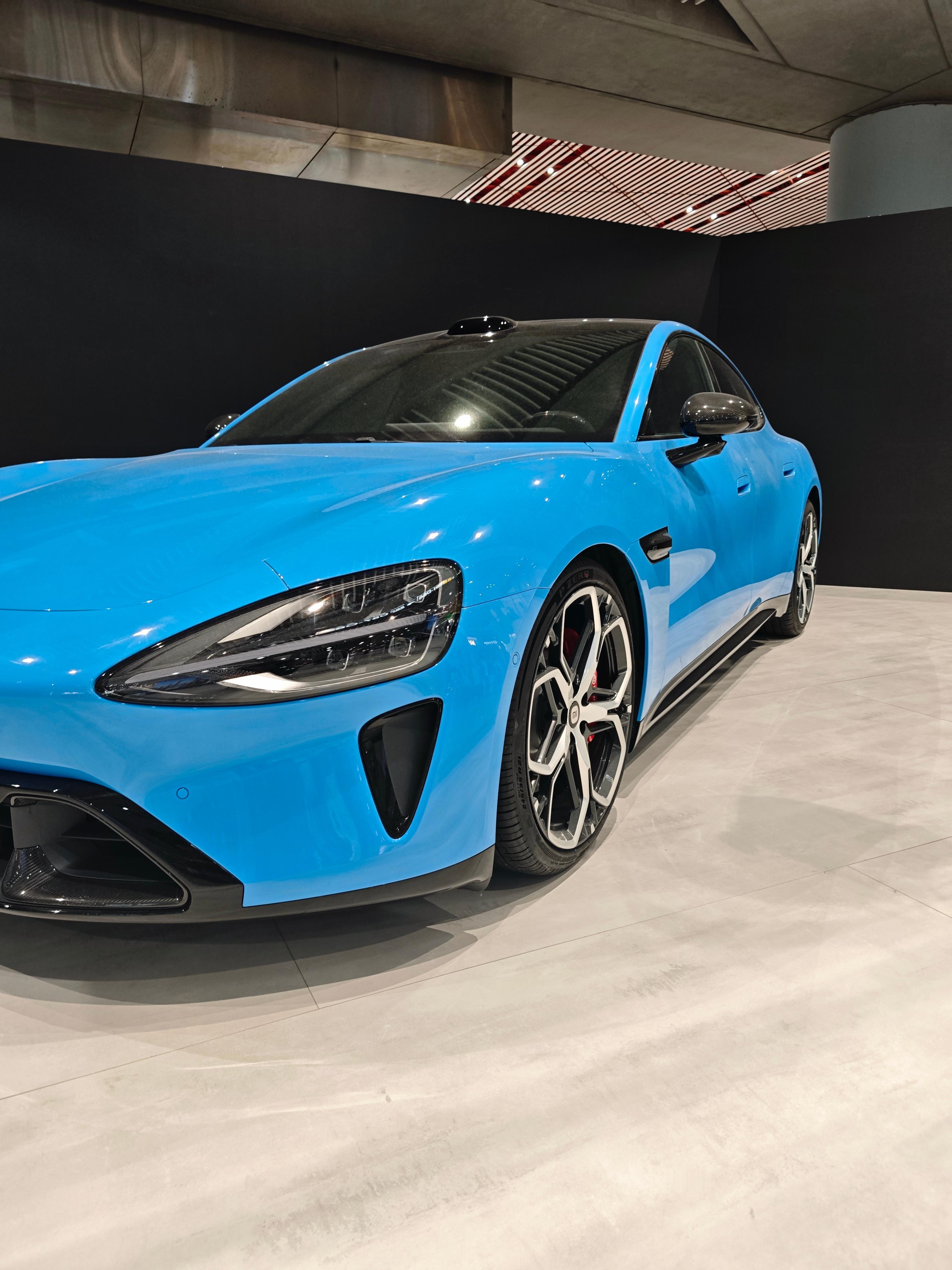 不得不说，Xiaomi SU7的外观设计太惊艳了！小米su7 北京·首都机场T3