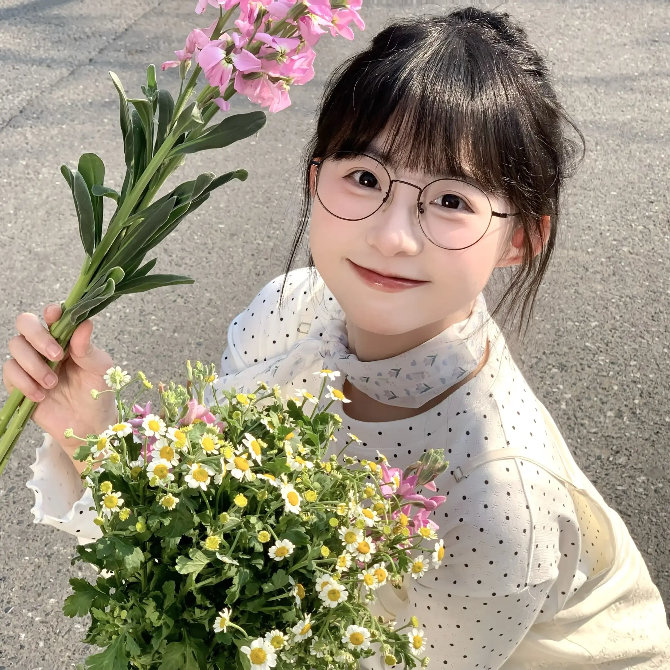 正方形好有头像感！