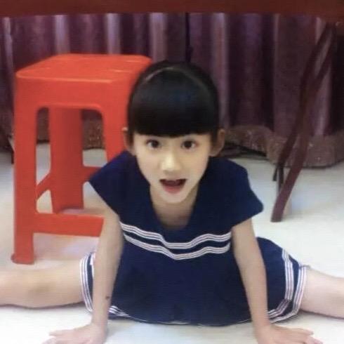 萌萌的小嘉好。