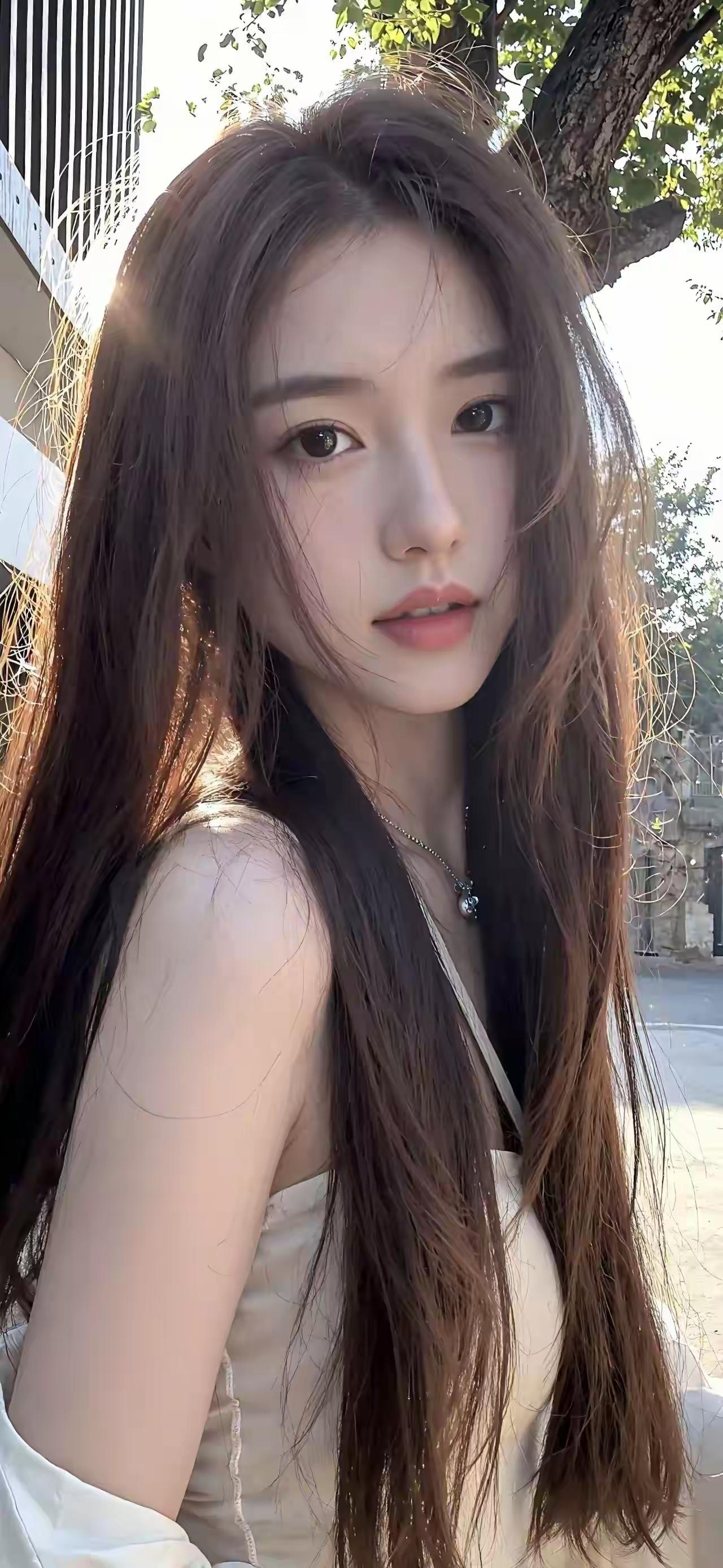 惹谁都不要惹一个沉默寡言且独来独往的人，因为这样的人一出手就是结局。