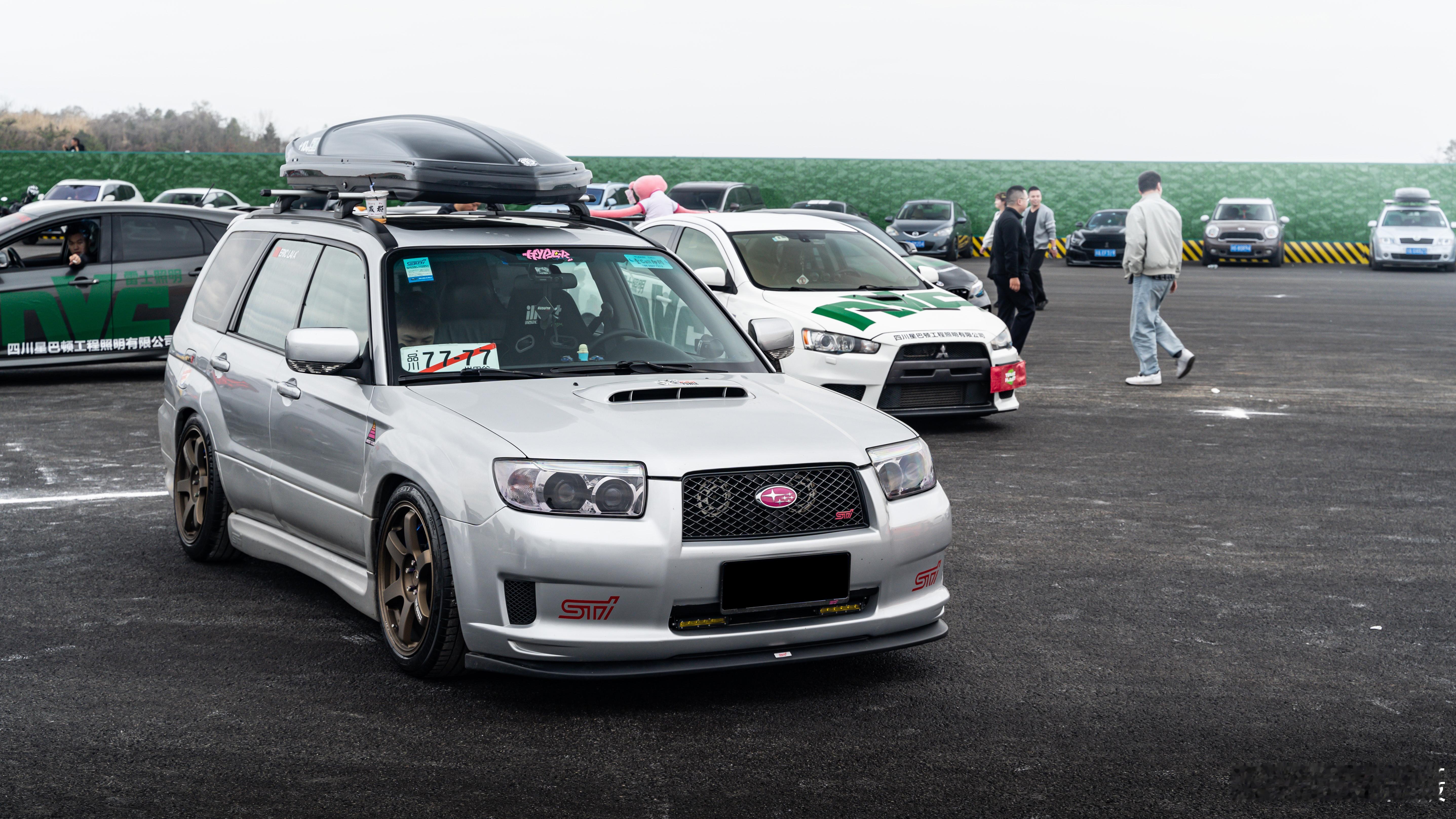 Subaru Forester STI来自成都JDM玩家的一台键盘值拉满的国内稀