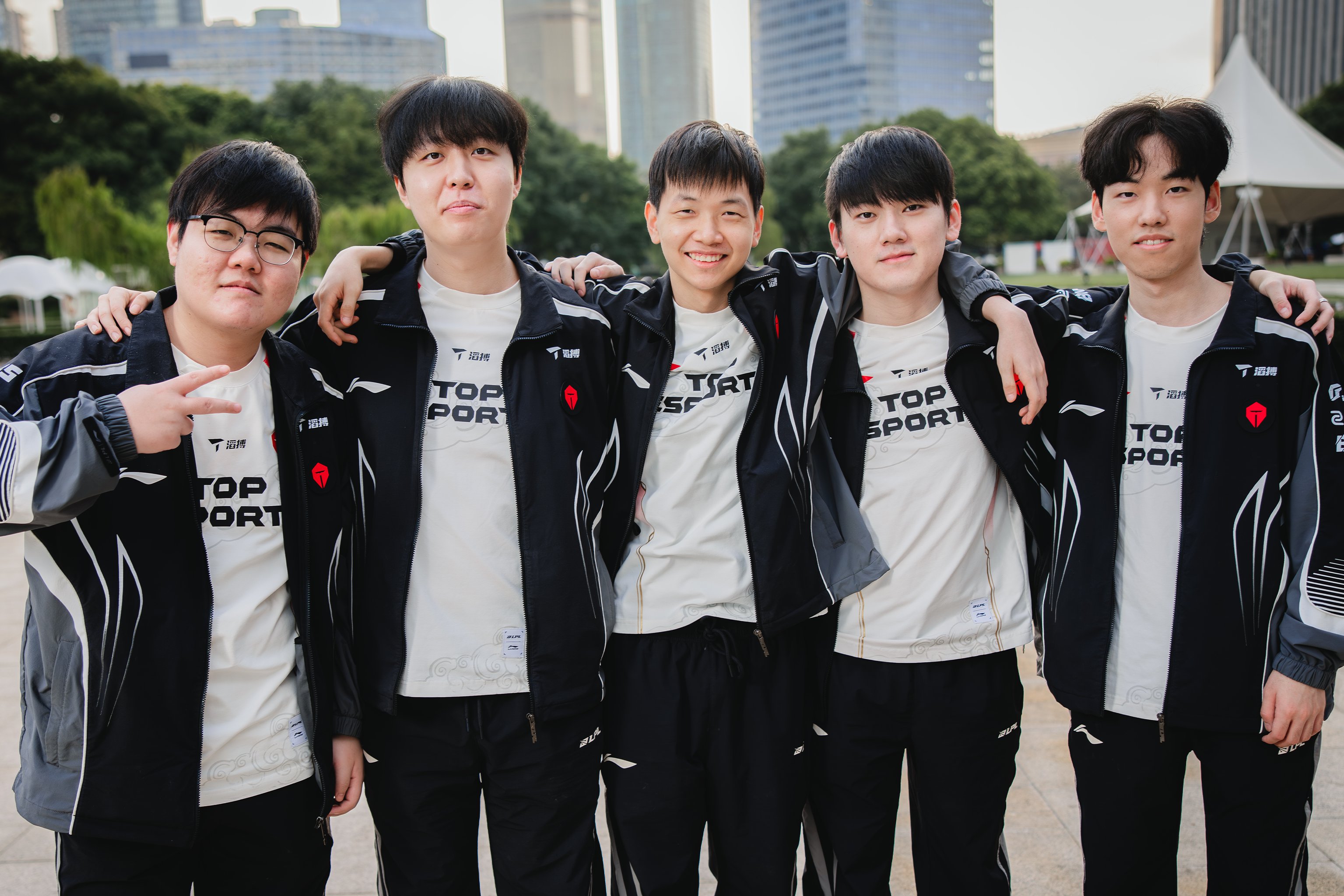 韩网热议T1半决赛对阵TES：感觉LPL最赢不了T1的就是TES