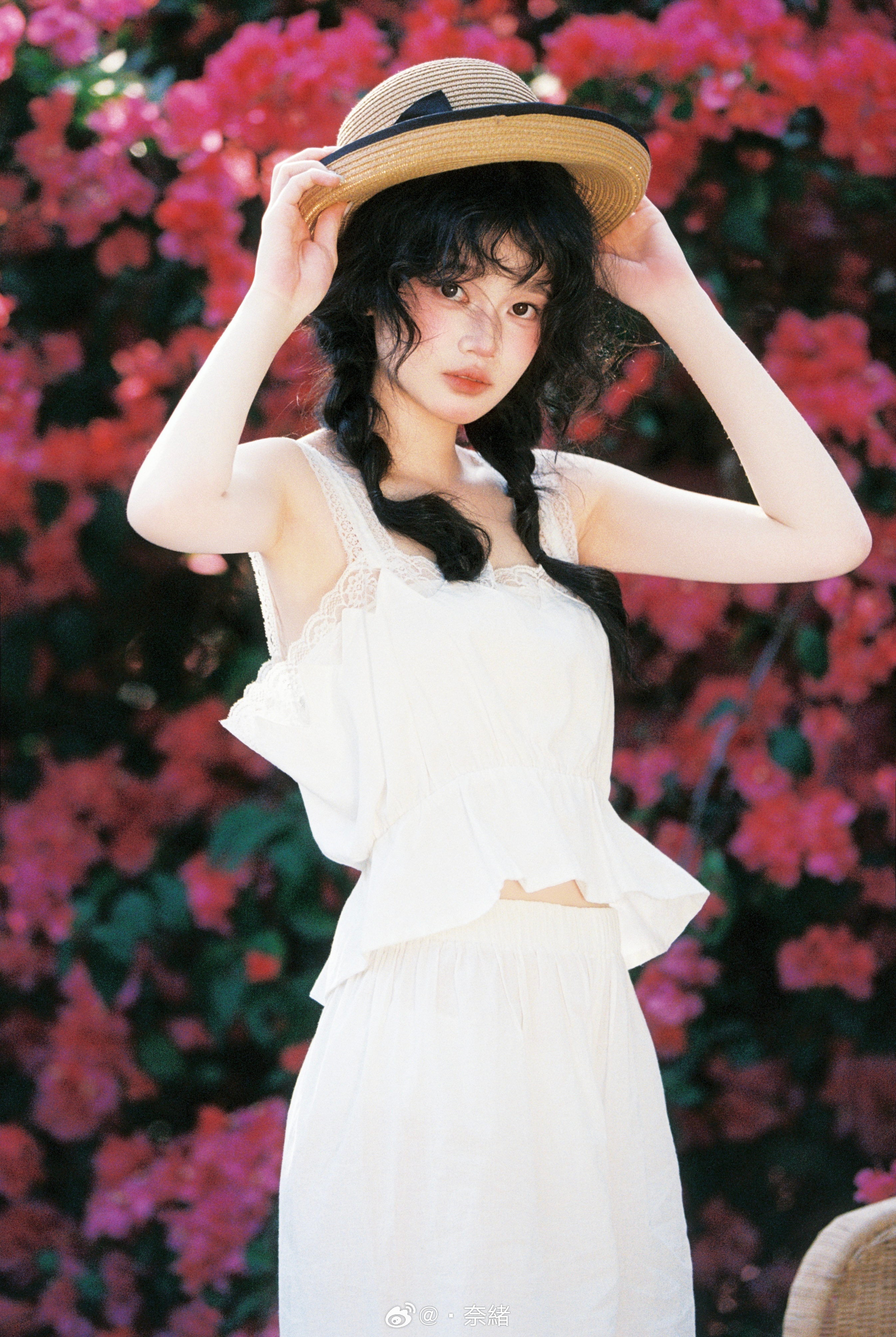 𝐿𝑜𝓈𝓉 𝒾𝓃 𝒻𝓁𝑜𝓌𝑒𝓇𝓈. 