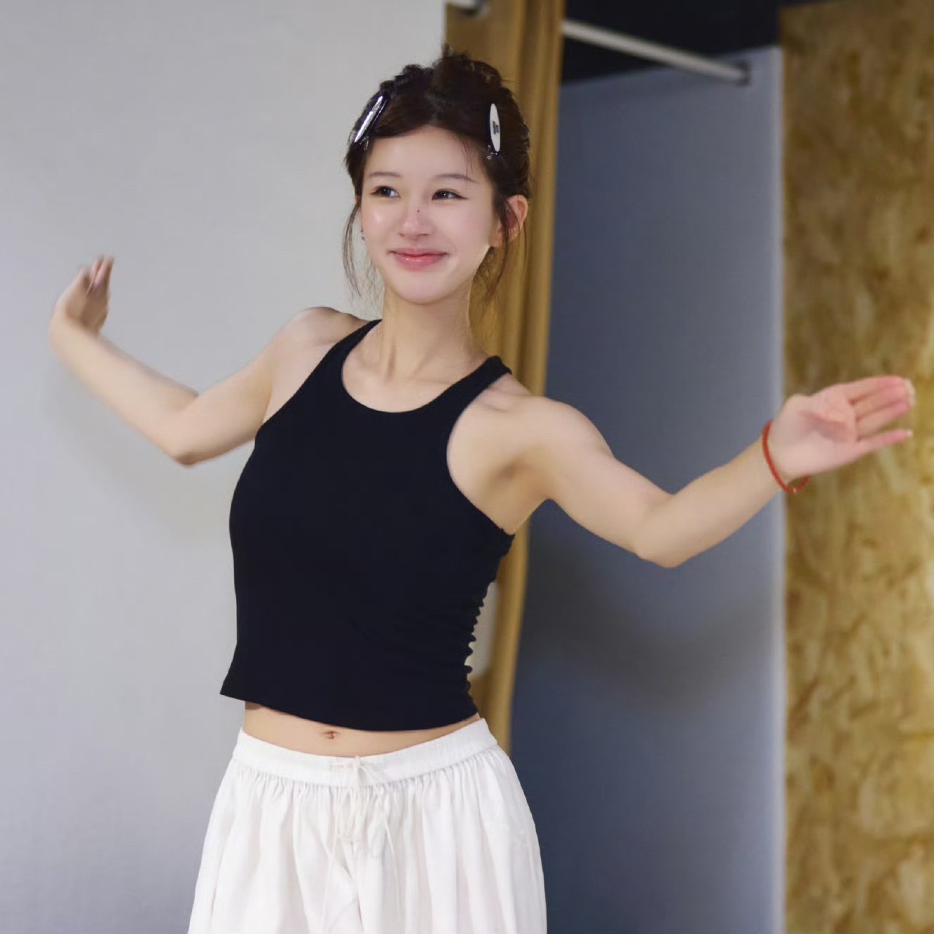这里我家小孩也太萌了吧 