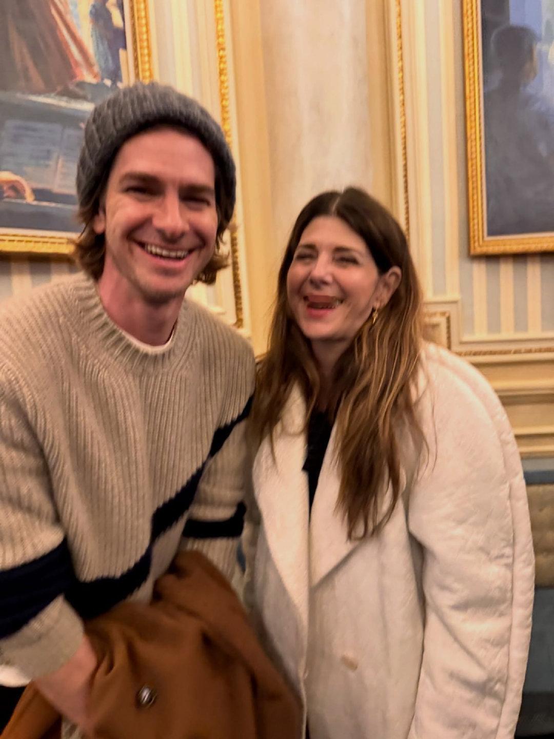 Andrew Garfield、Marisa Tomei同框合影，不同时空的蜘蛛