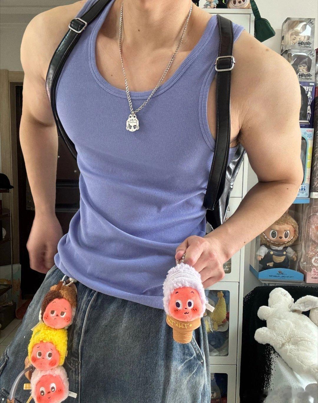 男子减肥训练营身亡为订婚瘦身健身还是需要合理正确。千万不要盲目和大劲儿。 