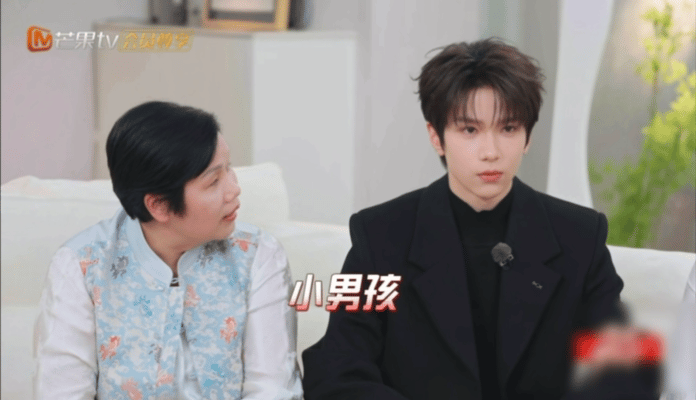 余承恩长大了又没完全长余承恩妈妈也太逗了，这形容笑富啦～ 