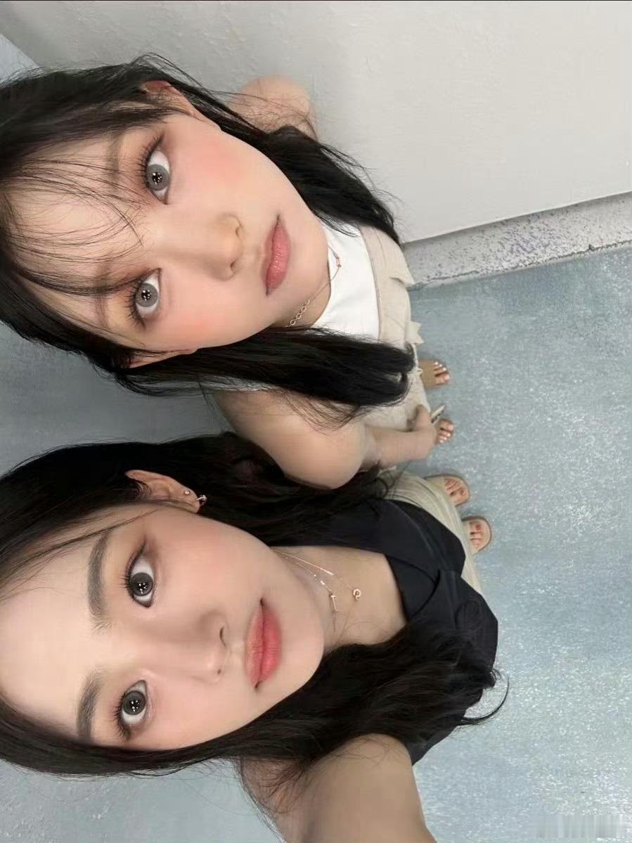 【姜海粼 金玟池】如果你在路边遇到这样的一猫一狗 请告诉她们 她们的妈咪很想她们