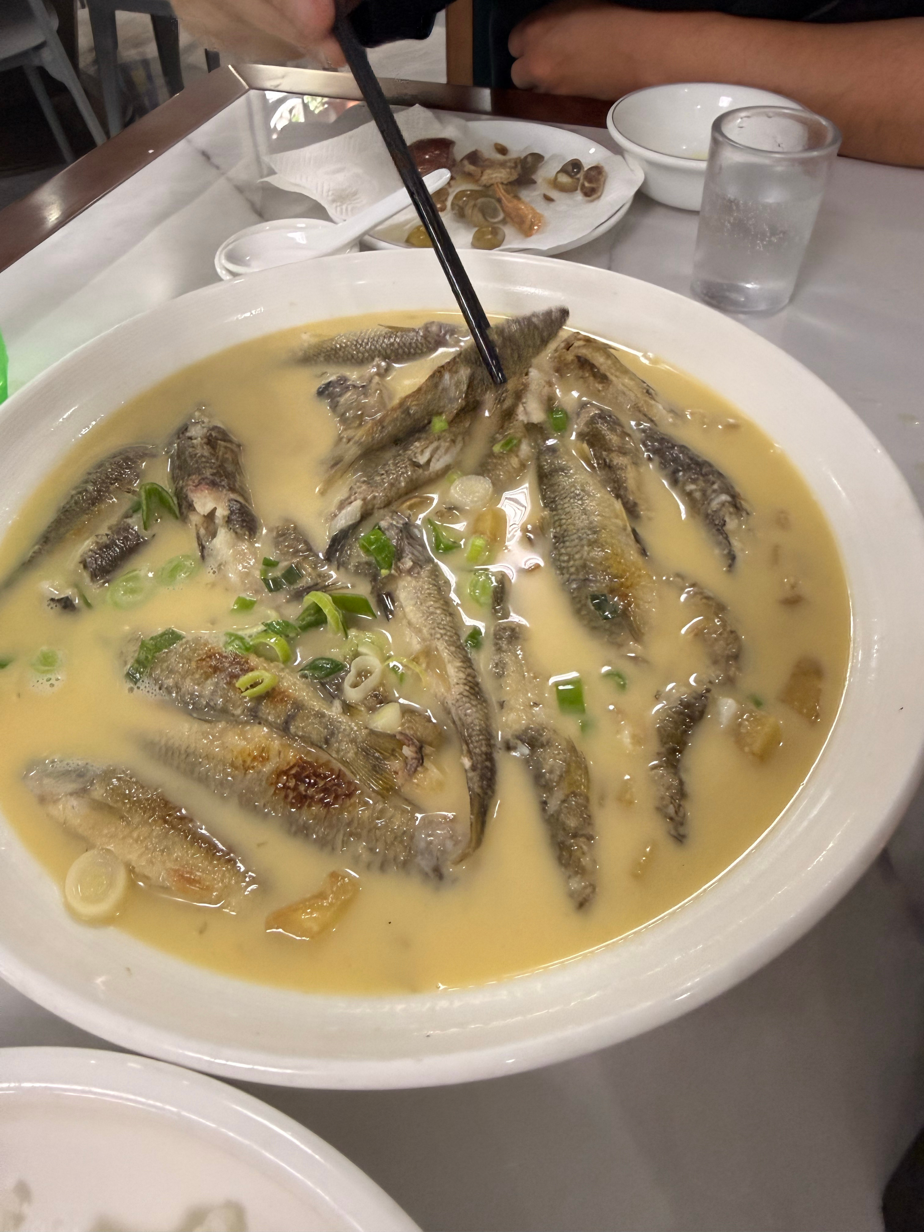 玩水再来一份溪坑鱼