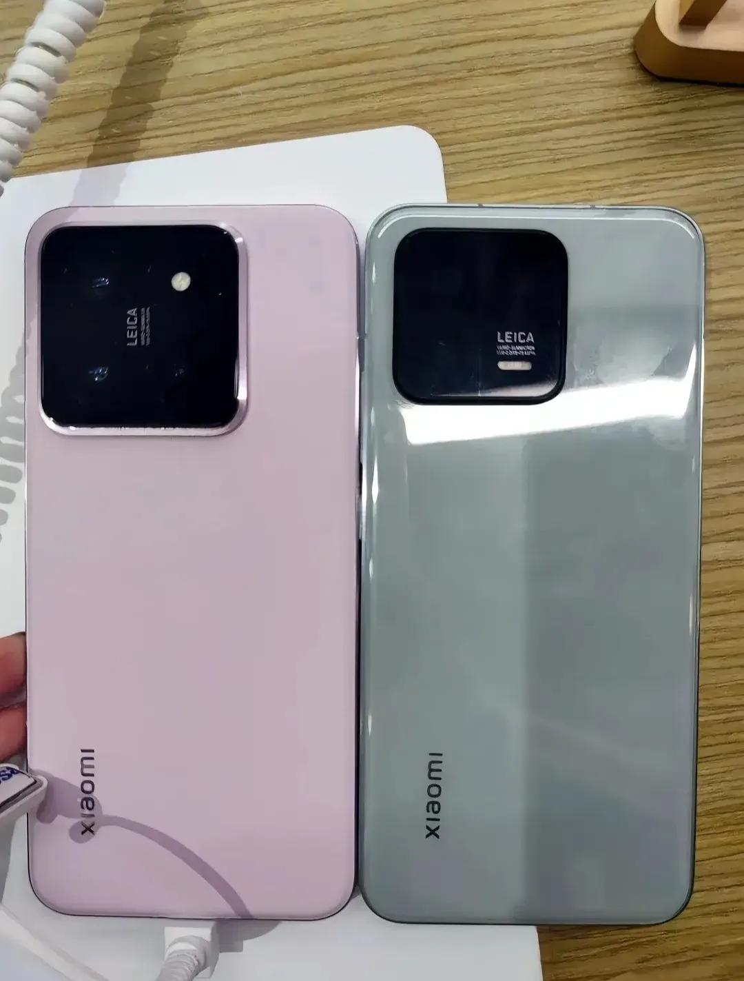 自媒体人把mate60和小米14放一起是为了流量，米粉把它们放一起是为了雷总那句