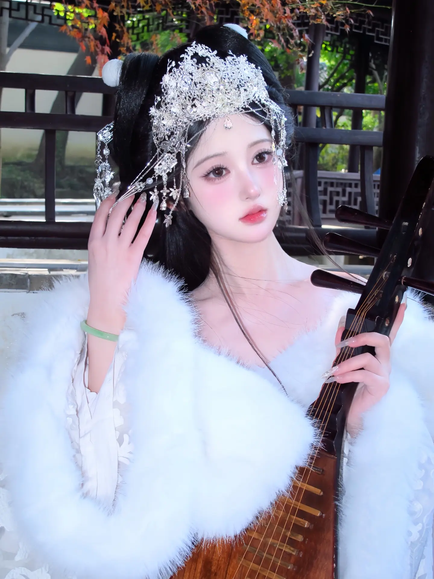 何必一厢悠悠苦我心。