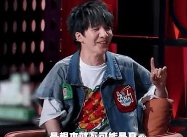 最近贾耗在脱口秀里讲了个段子，大家都挺乐呵的，然后就开始聊现在的八卦真假。林更新
