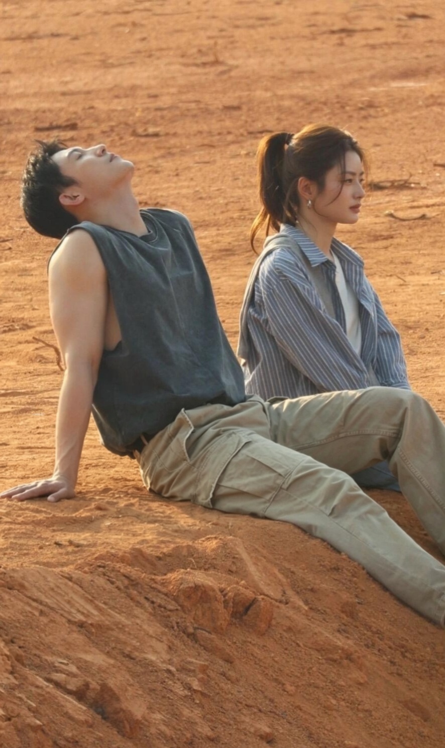 黄景瑜︱《明川有知夏》︱Day13双人路透20260424哇靠！！这张绝对神图了