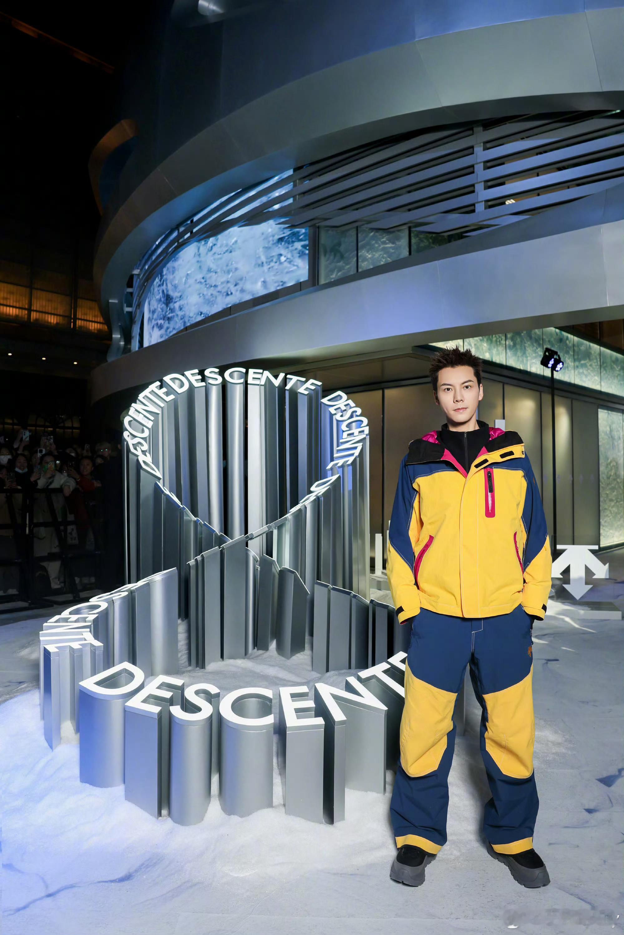 风格大赏softcore吴彦祖、陈伟霆、吴磊迪桑特活动三大男神同框亮相迪桑特北京