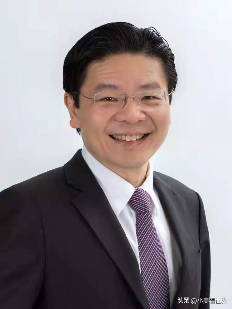 新加坡总理黄循财正式宣布，

9月8日，黄循财在国会上正式宣布：将正式调整政治职