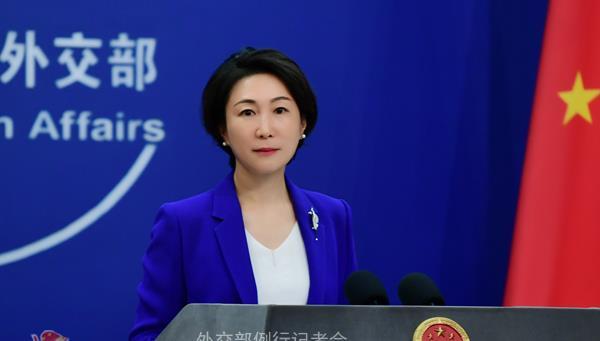伊朗的核导弹问题又成为国际关注焦点。联合国安理会解除了对伊朗的弹道导弹限制措施，