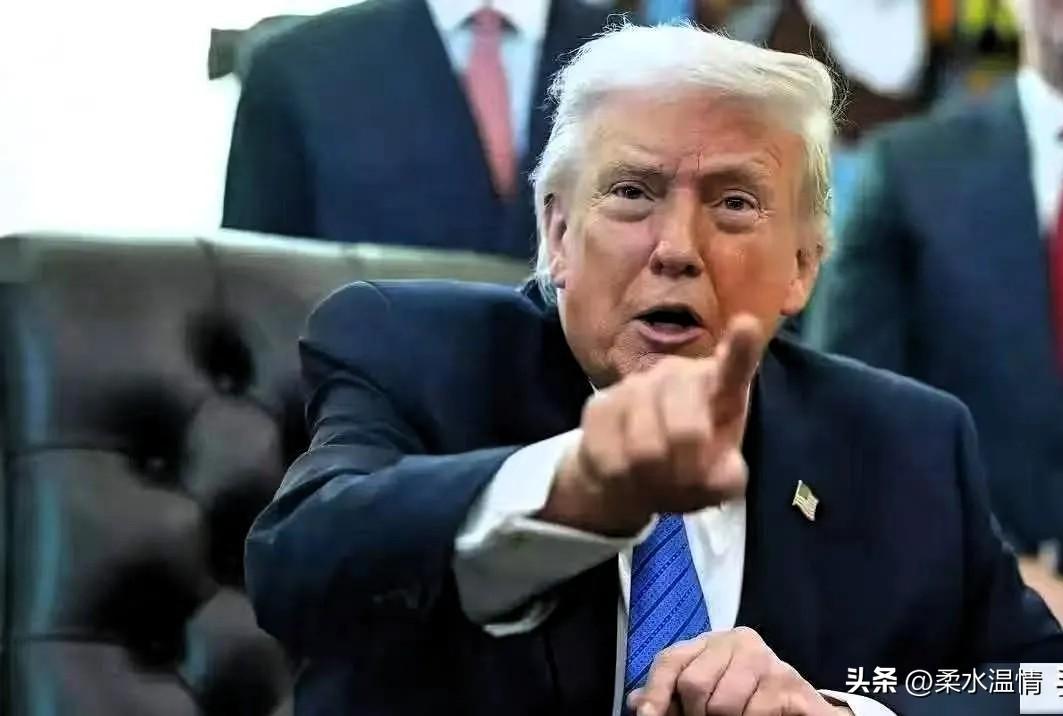 伊朗“首个捷报”来了，美军基地雷达被毁，内贾德报平安
从清晨开始的美国和以色列偷