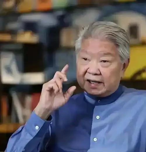 蔡澜说：情人走到最后，靠的从来不是感情，也不是花言巧语，更不是那半个小时。当两个