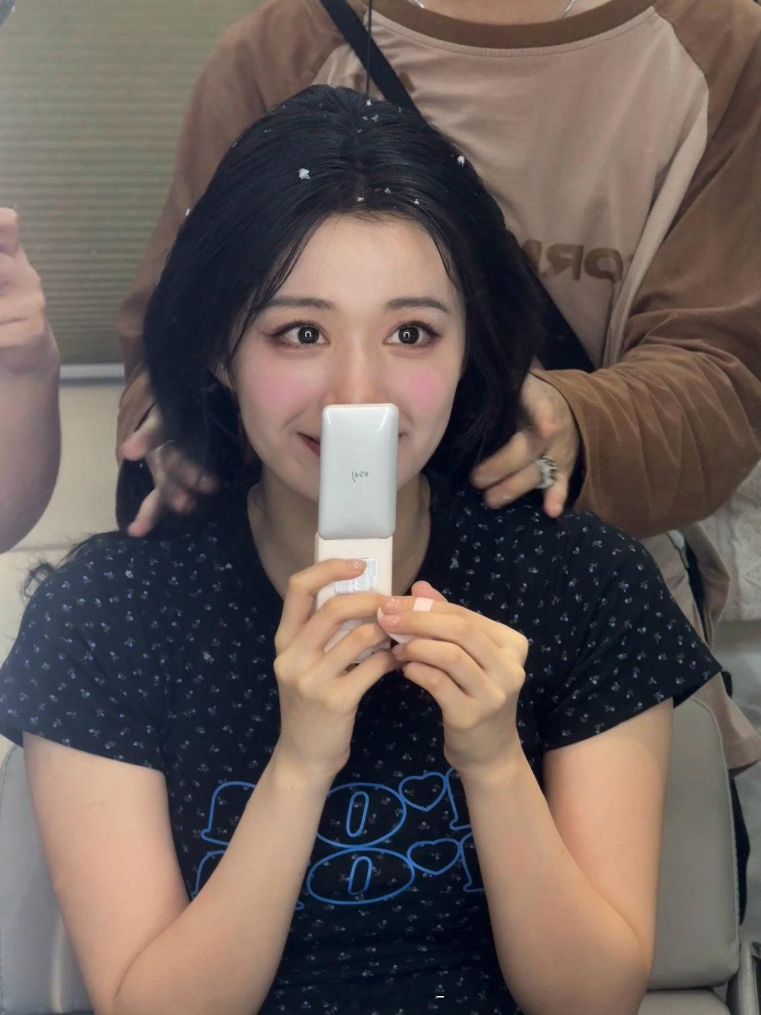 王楚然任素素wcr王楚然这一秒过火 众生皆苦，只有你是草莓味的，好喜欢这种活人日