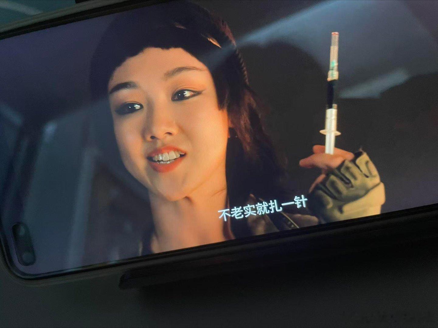 鬼辫化身容嬷嬷 鬼辫神神秘秘找疯刀抽血前面赶路弹幕说这几个地枭咋也不反抗这么乖这