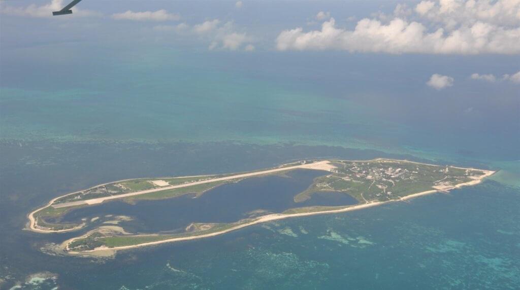 我国防部发言人关于“斩首”的话音刚落，解放军监侦无人机马上进入东沙岛“领空”，而