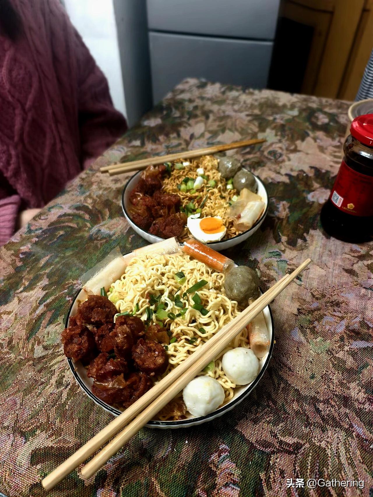 这次国家发改委把油价控制住的很大作用就是市场不会通胀的那么严重。美利坚现在一升油