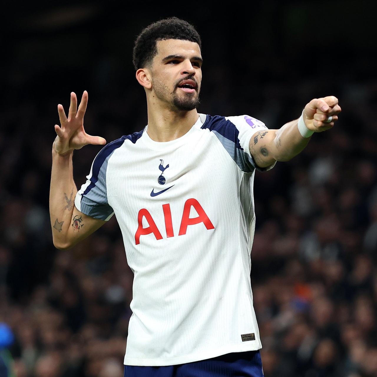 【纽卡想买索兰克】据talkSPORT、邮报报道，纽卡斯尔联正规划今夏锋线重组，