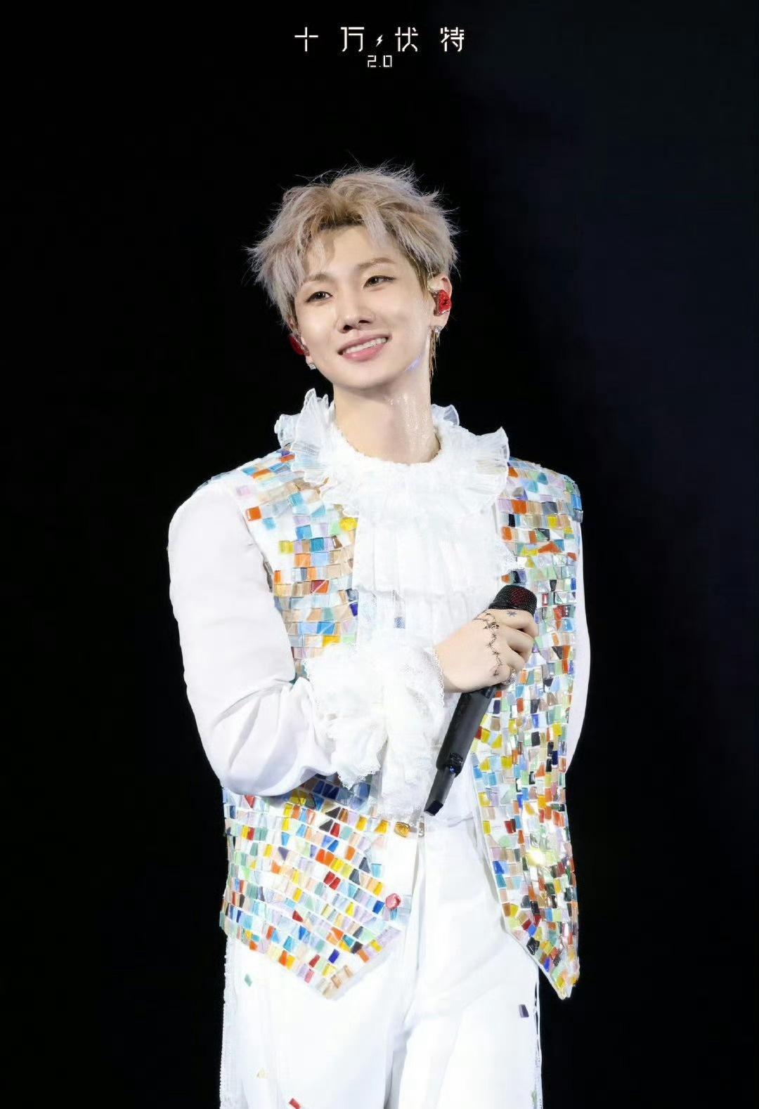 汪苏泷用播音腔证明自己口条很好被网友调侃嘴瓢后，汪苏泷直接切换标准播音腔正面自证