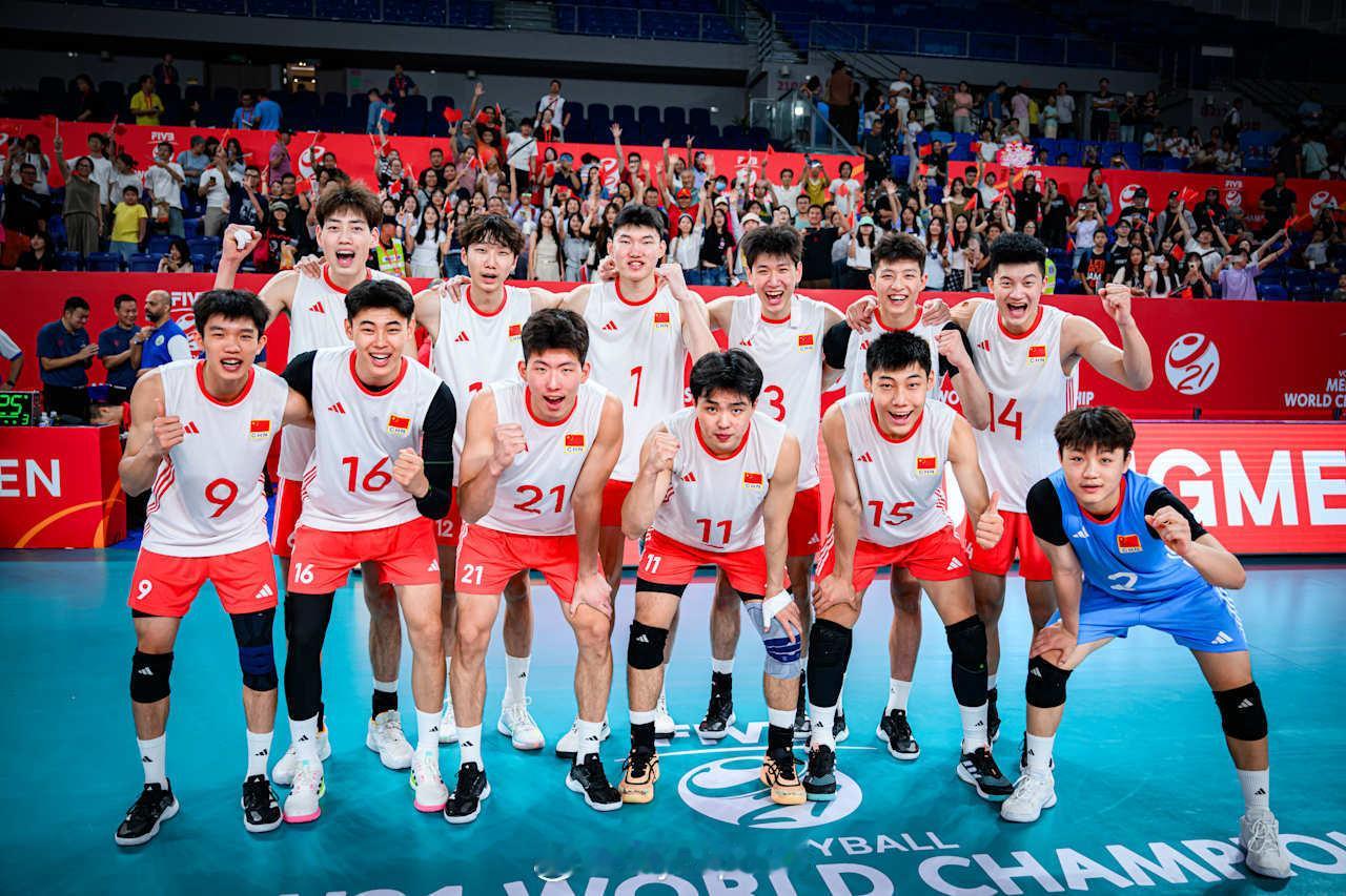 国际排坛战报速递 U21男排世锦赛中国3-0泰国精彩图 ​​​
