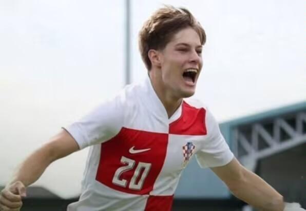 U19欧青赛半决赛，克罗地亚U19对阵西班牙U19首发阵容:科斯托佩茨（萨格勒布