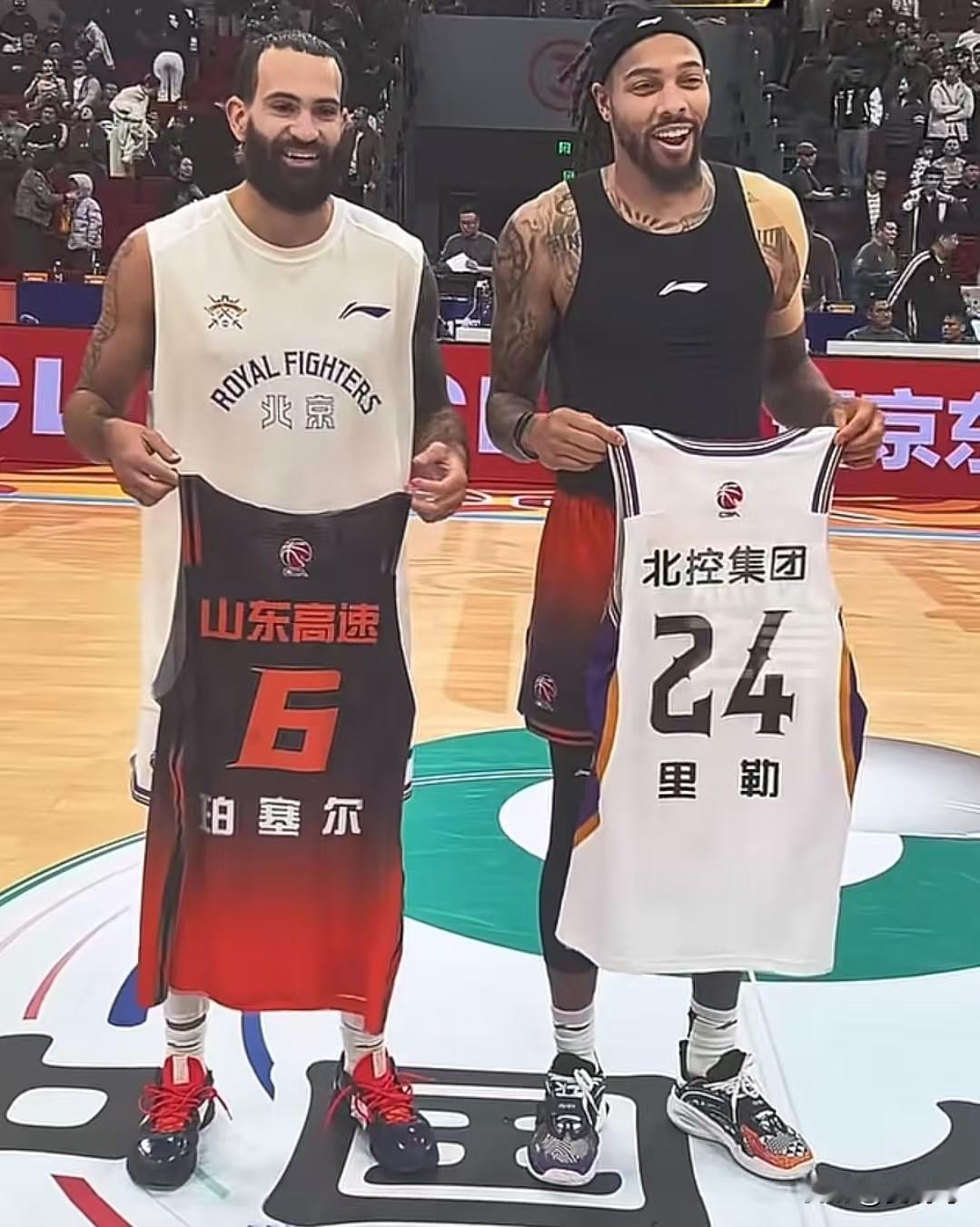 这两名外援均颇具实力。里勒身为北控男篮的核心，亦是山东男篮的劲敌；珀塞尔则证明了