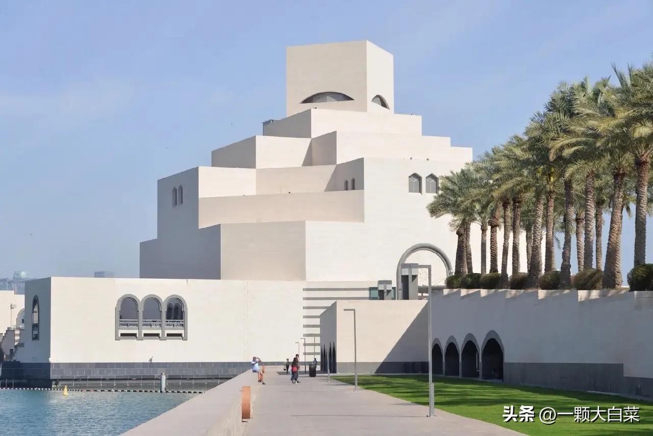 卡塔尔的世界最大液化天然气工厂被炸了，严重受损。现在中东已经到了互相炸能源设施的