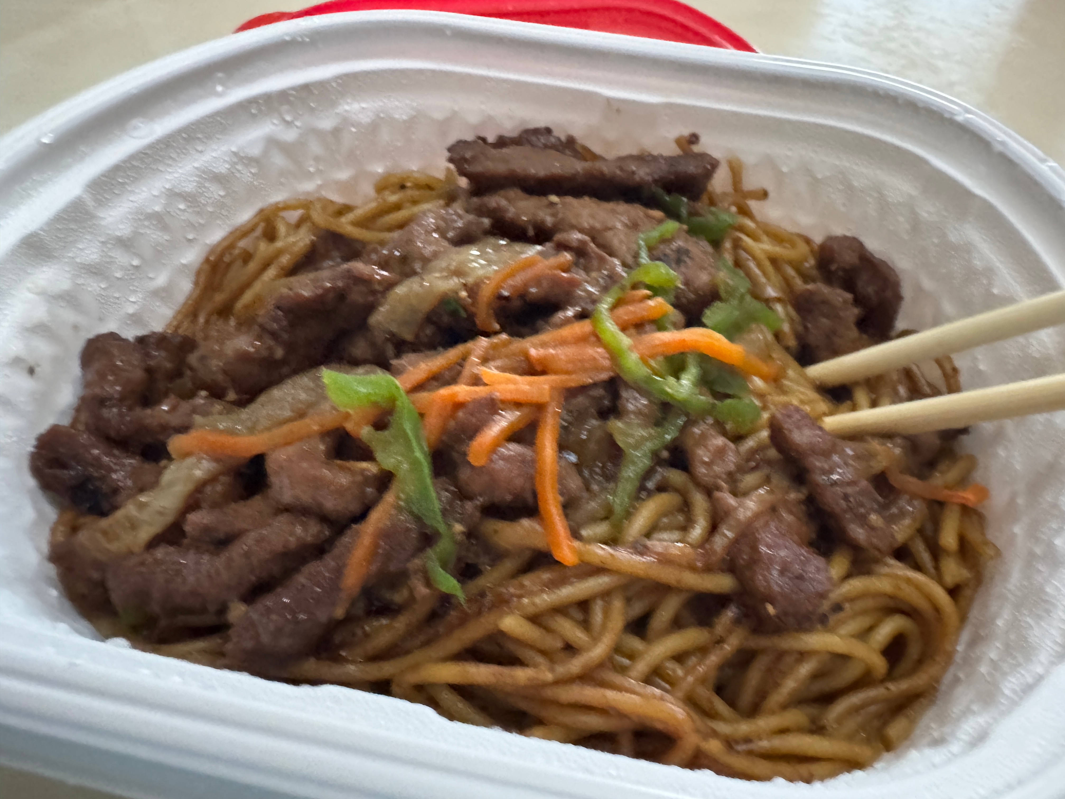 今天早餐简单吃点，黑椒牛柳意面！ ​​​
