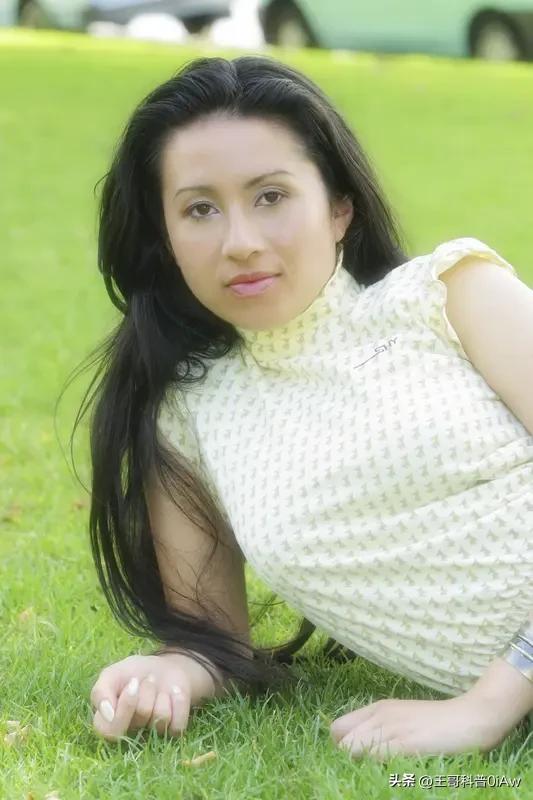 男人没实力能不能娶漂亮老婆，这事儿不能一概而论。没家底、没硬实力的普通男人娶漂亮