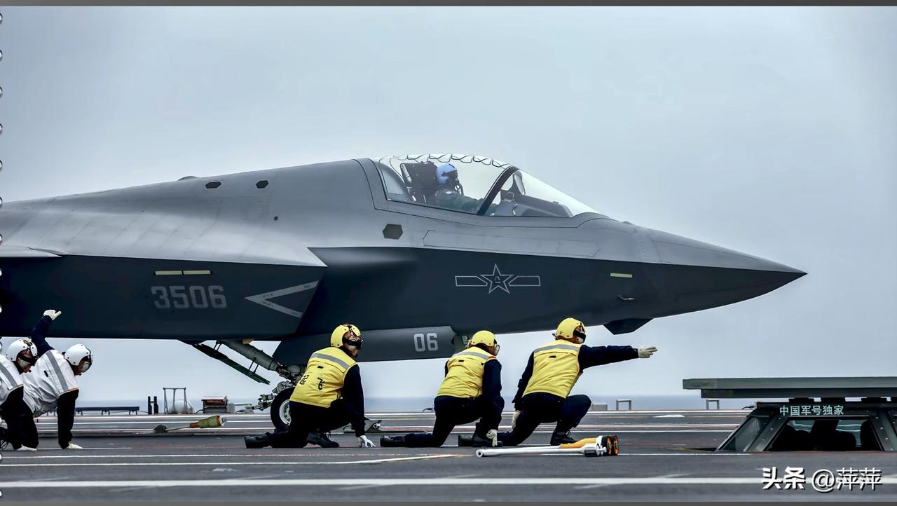歼-35是我国自主研发的第五代隐身舰载战斗机，2021年10月首飞，2024年正