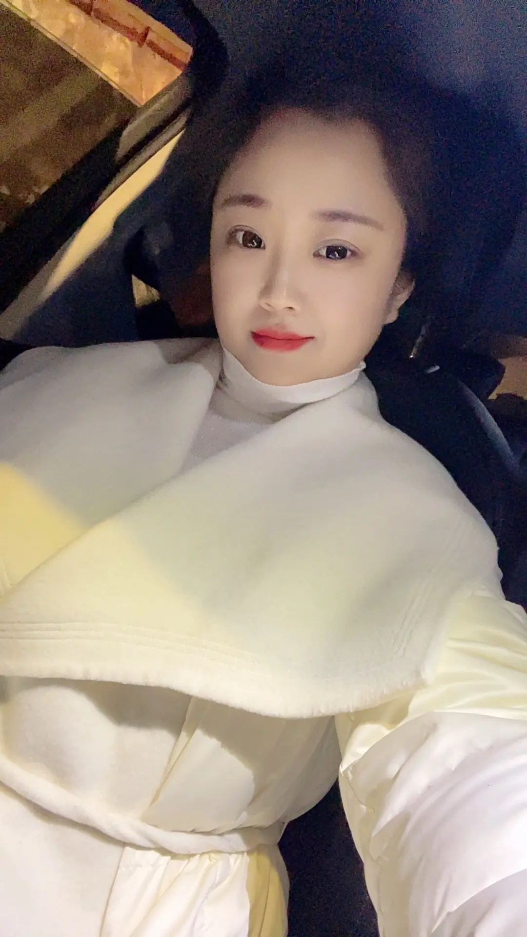 一路走来，你会认识形形色色的人，会遇到无法理解的恶意，会感到失望。但只...