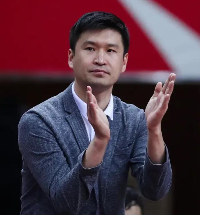 不要给宁波队操心，反过来看这绝对是好事，cba也是好起来了！
宁波队四连败，先是