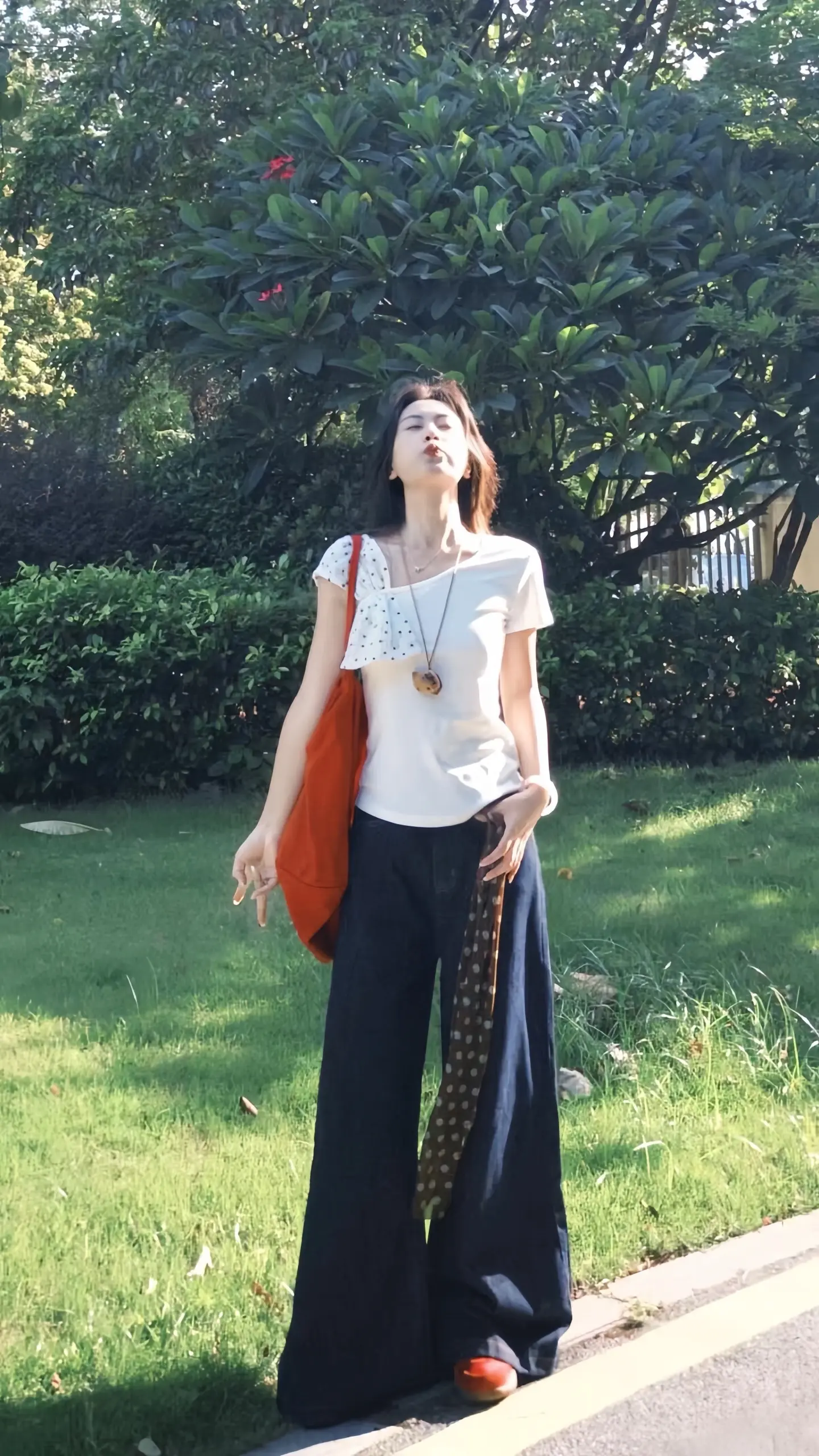 韩系松弛感穿搭