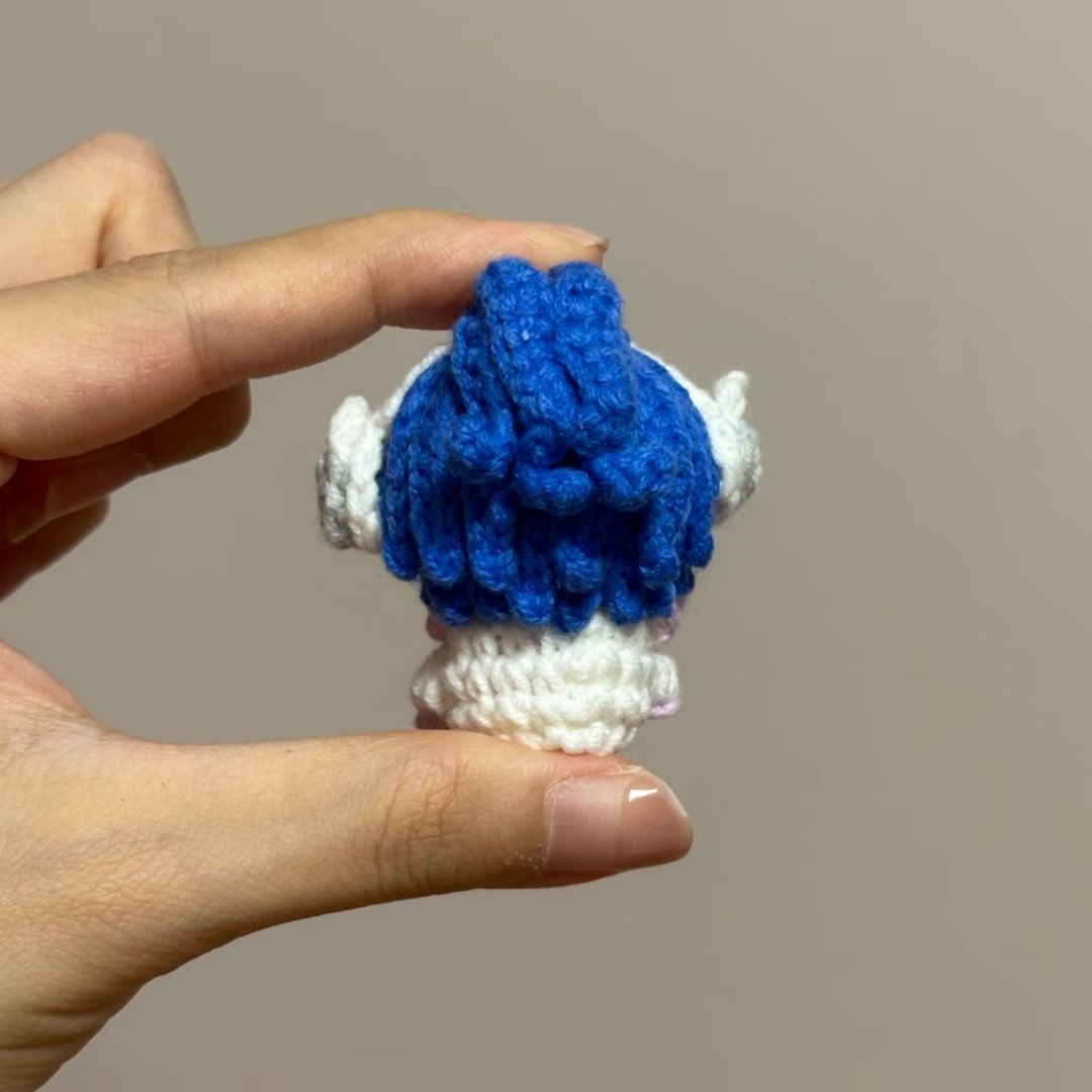 【钩织玩偶图解】华晨宇和平精英新星烈龙软糖💙花花cos的新星烈龙造型真的很酷！