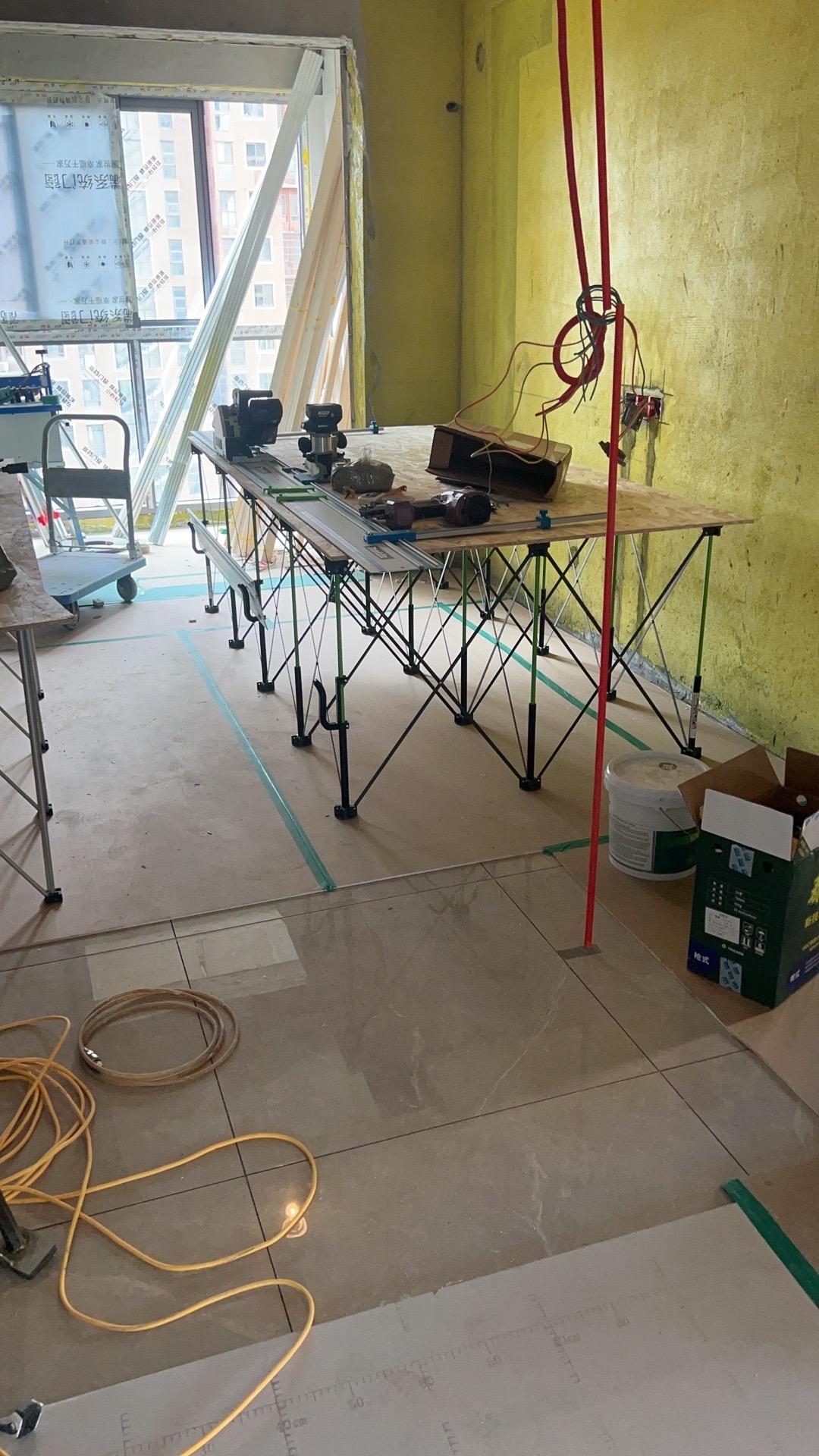 蜘蛛腿操作台，目前木工师傅必备神器#高性能实用工具 #好工具一起分享 #蜘蛛腿 