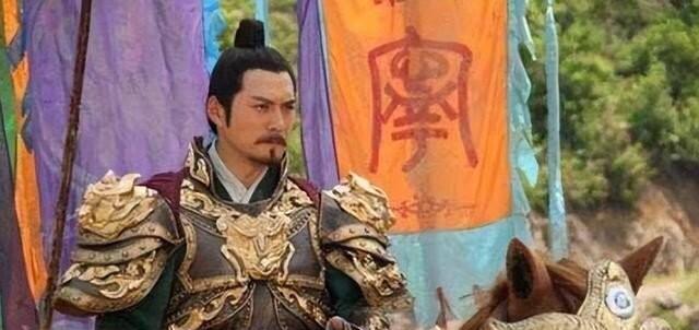 李世民的妹夫薛万彻因谋反罪被处斩。临刑时，刽子手第一刀没有砍准，薛万彻大声呵斥：