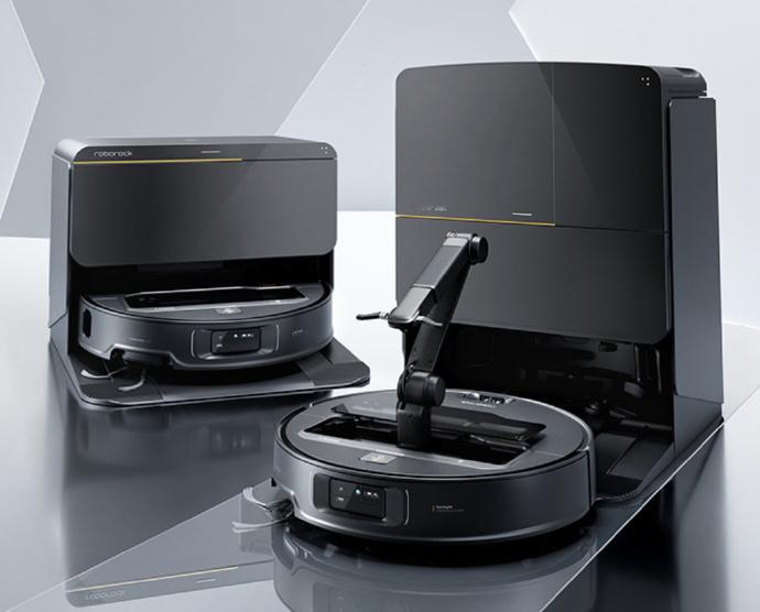 国产扫地机有多强 连机械臂都弄出来了，你就说有多强吧，然后本来辅助驾驶咱们就做的