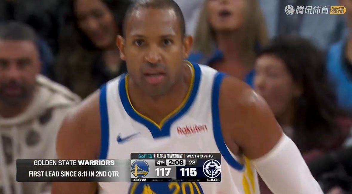 勇士vs快船｜卧槽，霍福德神了啊！这关键时刻四个三分，简直要了快船的命啊！ 